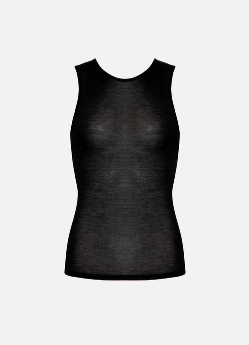 Regata Suzanne Black